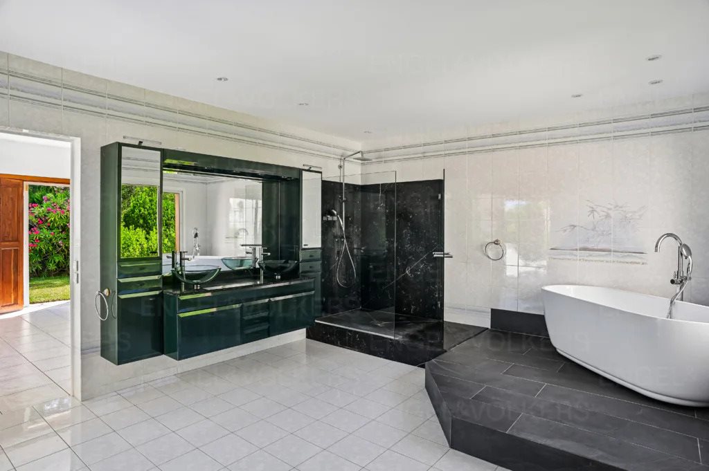 Maison à vendre, 350m², Fréjus
