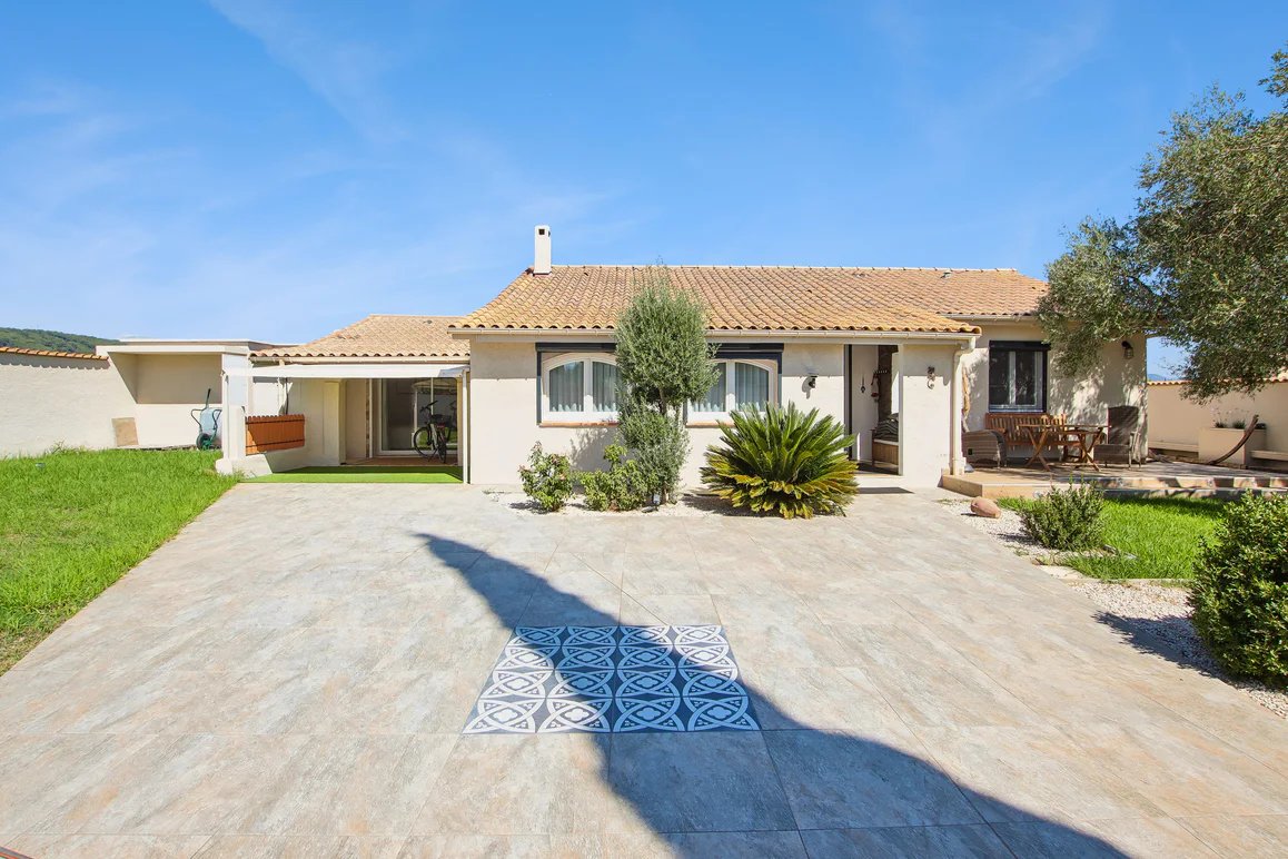 Maison à vendre, 141m², Le Muy
