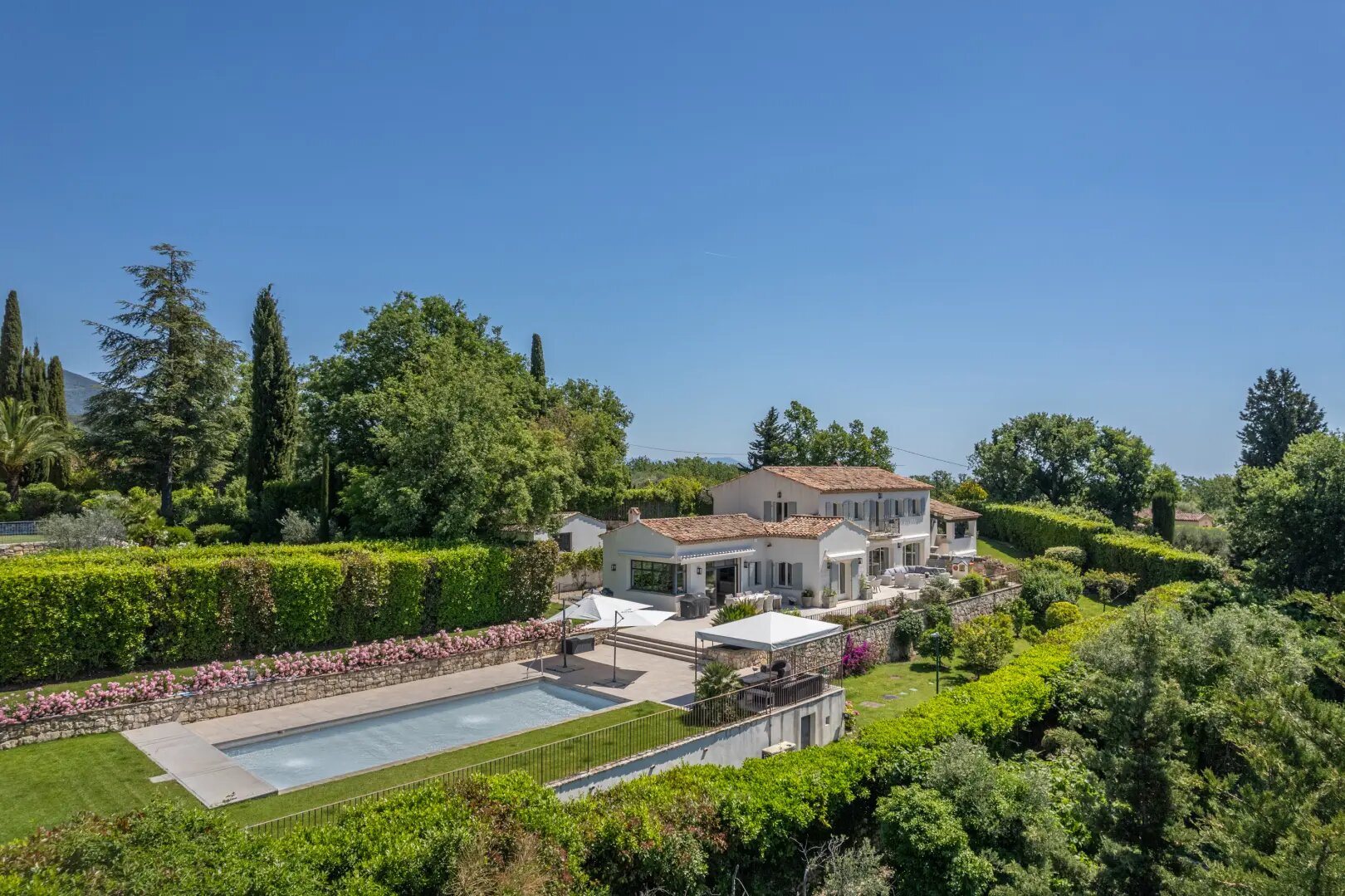 Maison à vendre, 370m², Châteauneuf-Grasse