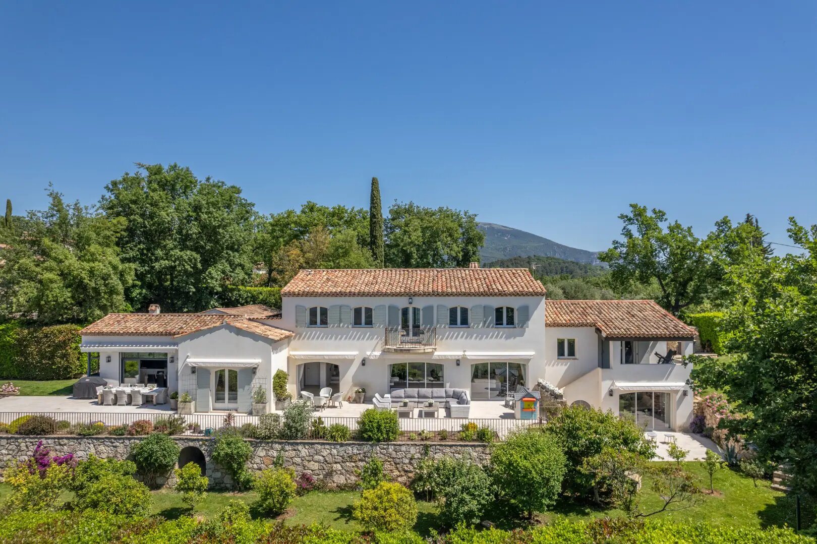 Maison à vendre, 370m², Châteauneuf-Grasse