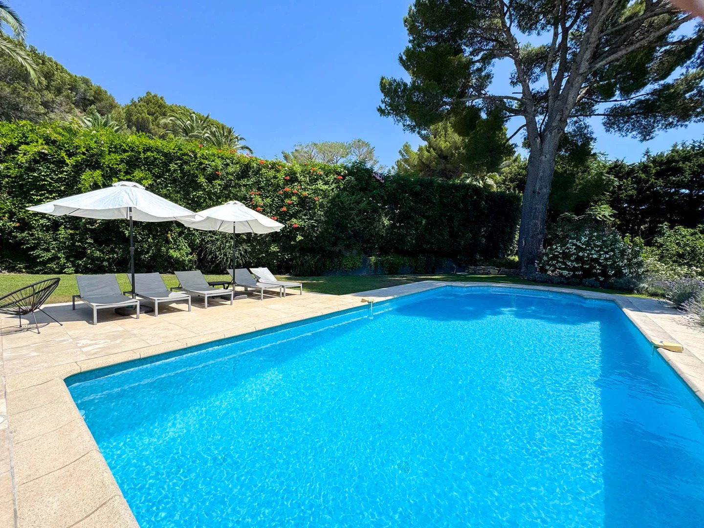 Maison à louer, 280m², Vallauris