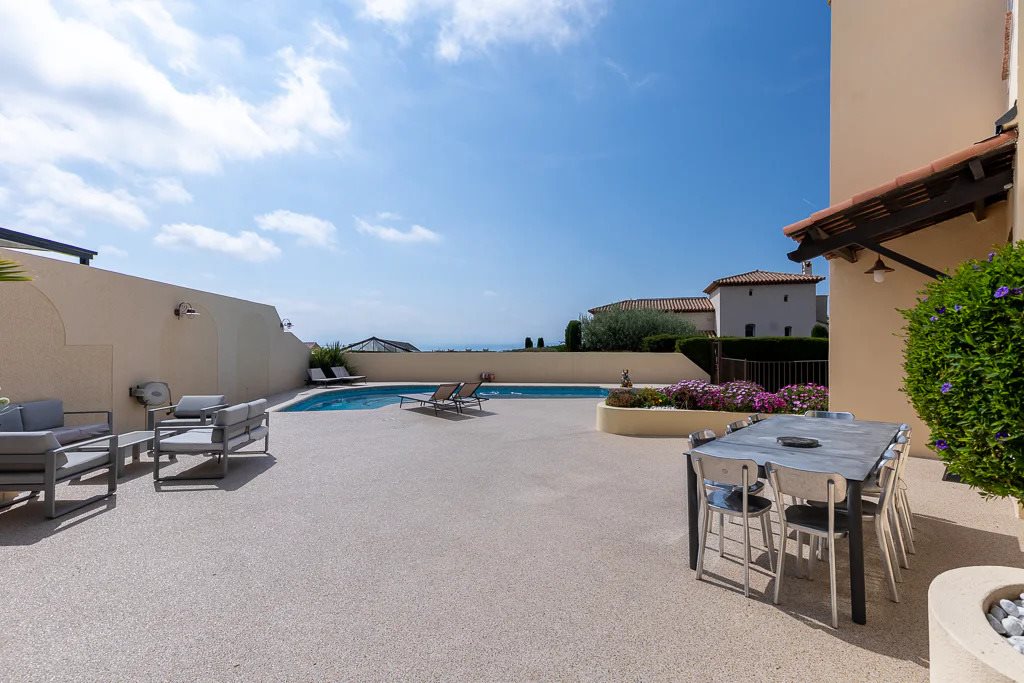 Maison à vendre, 242m², Cagnes-sur-Mer