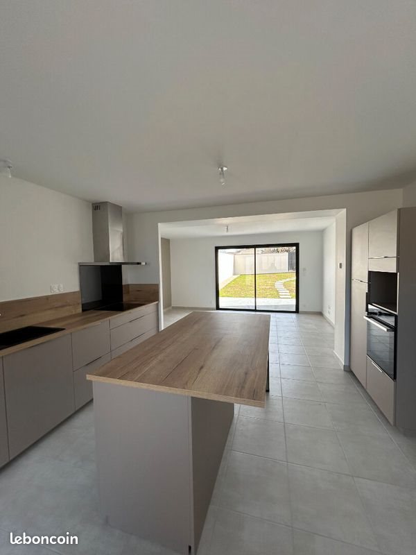 Maison à louer, 93m², Niort
