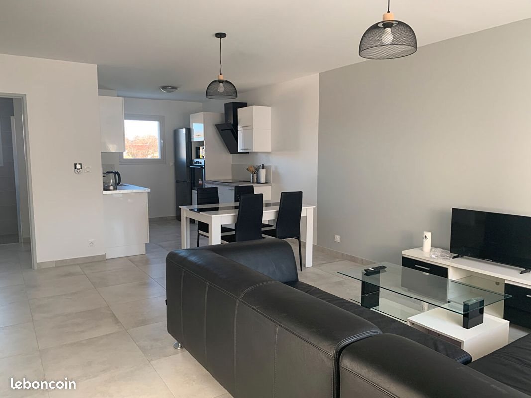 Appartement à louer, 61m², Niort