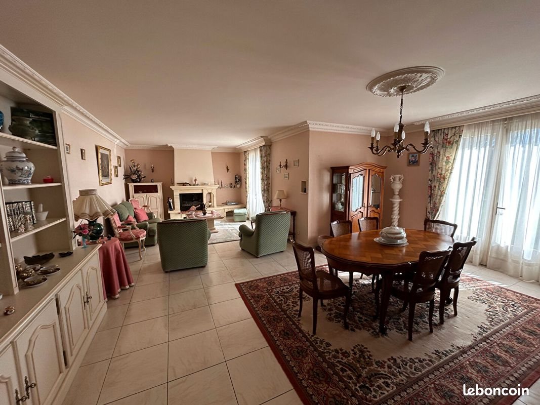 Maison à vendre, 180m², Parthenay