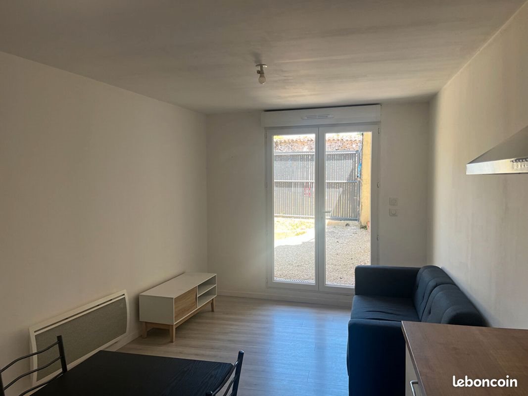 Appartement à louer, 38m², Champdeniers-Saint-Denis