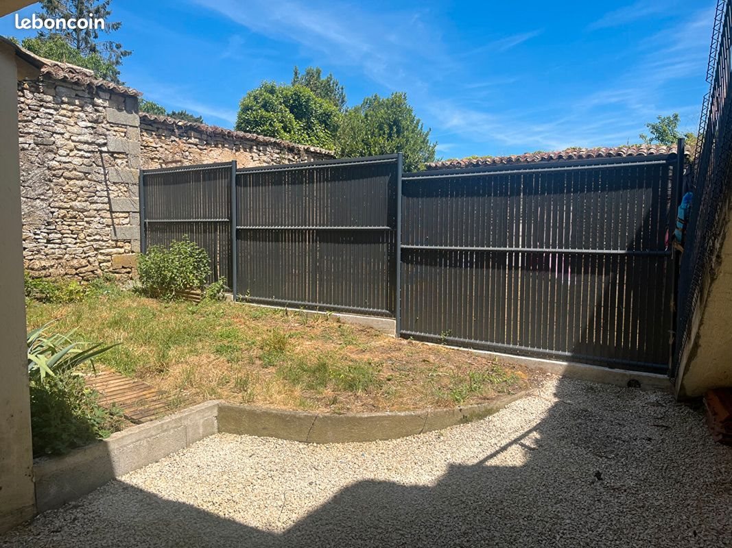 Appartement à louer, 38m², Champdeniers-Saint-Denis