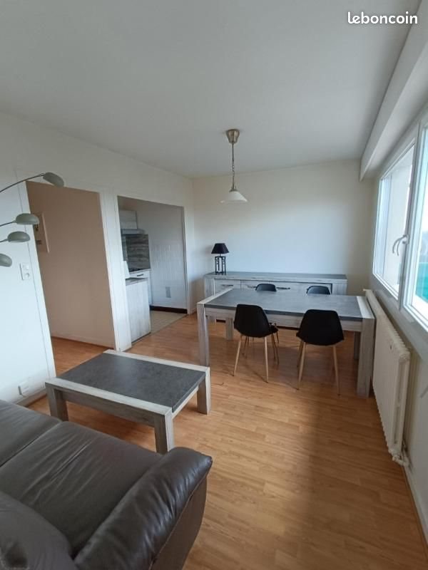 Appartement à louer, 33m², Saint-Max