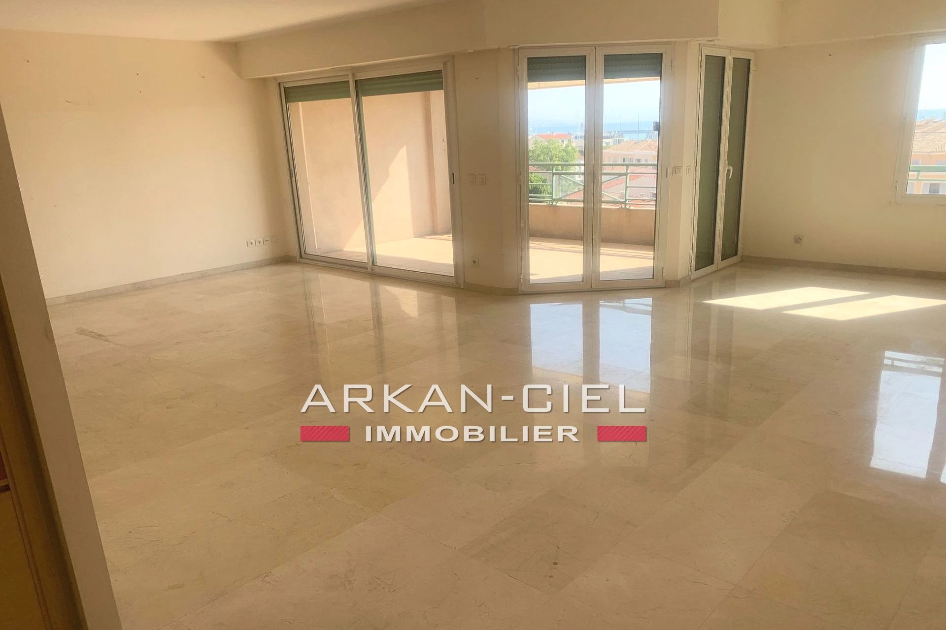 Appartement à vendre, 107m², Antibes