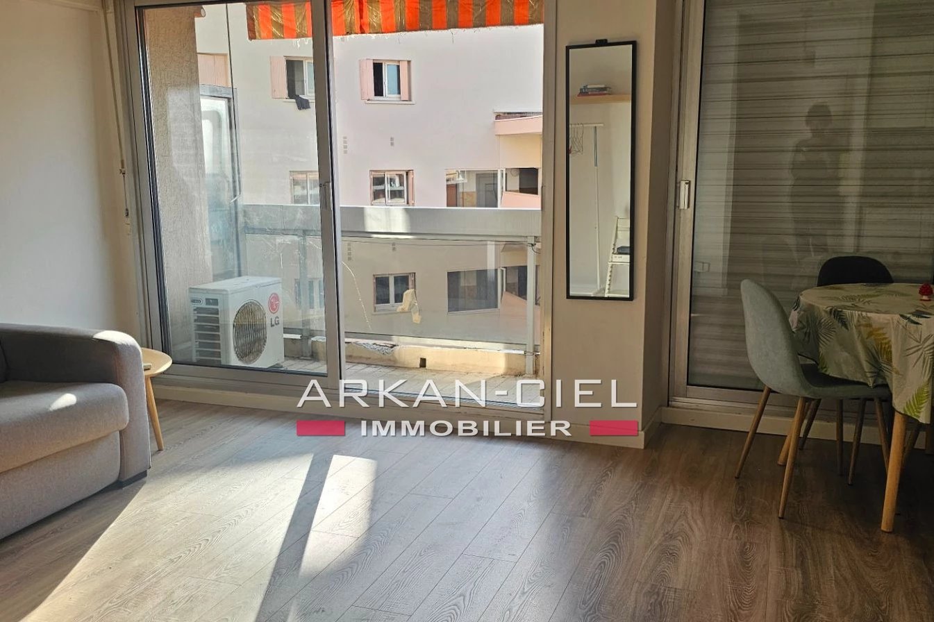 Appartement à vendre, 27m², Antibes