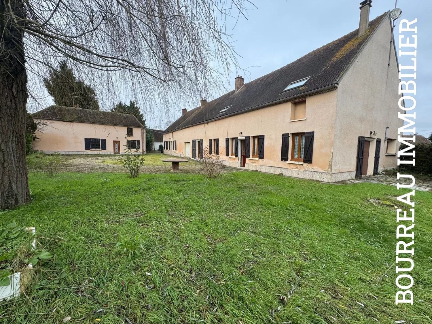 Maison à vendre, 330m², La Celle-Saint-Cyr
