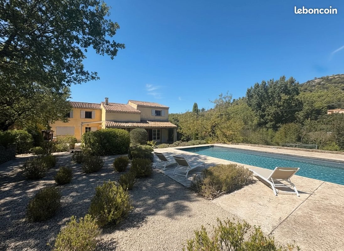 Maison à vendre, 229m², Simiane-Collongue