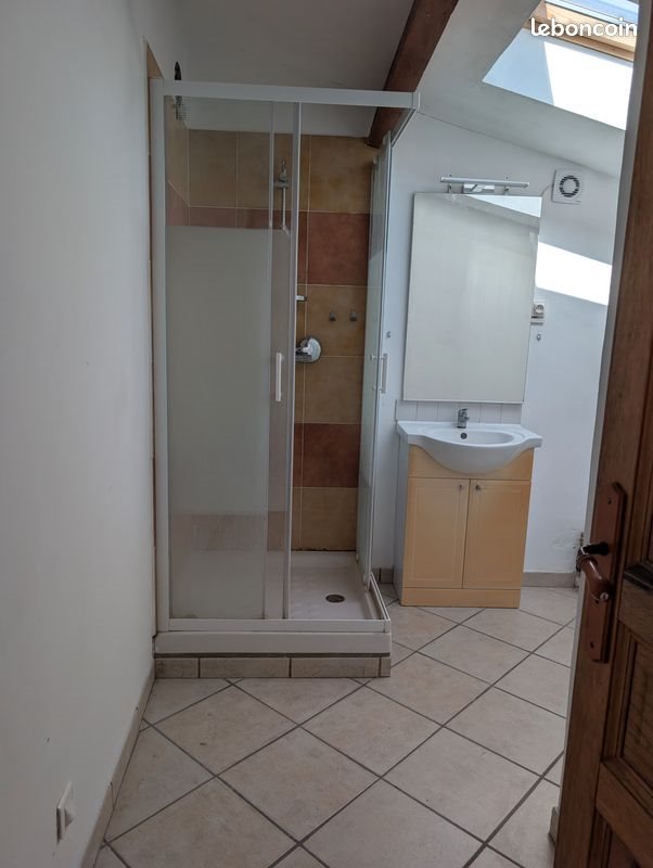 Maison à louer, 69m², Saint-Saturnin-lès-Apt