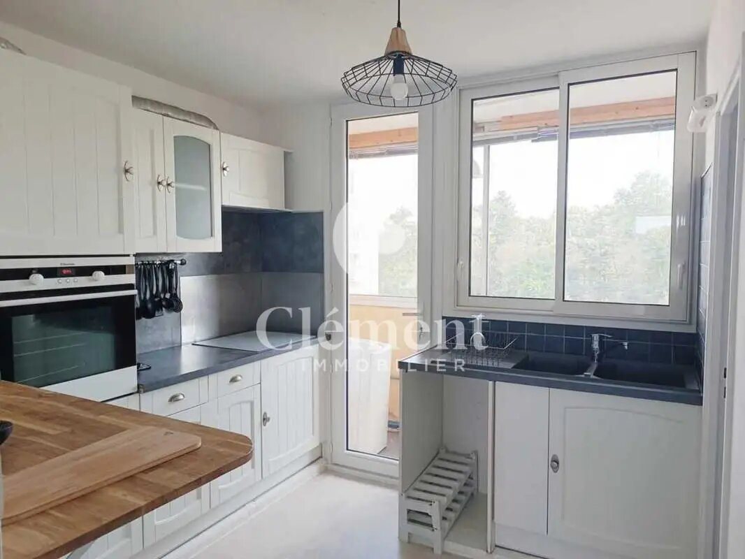 Appartement à louer, 69m², Orange