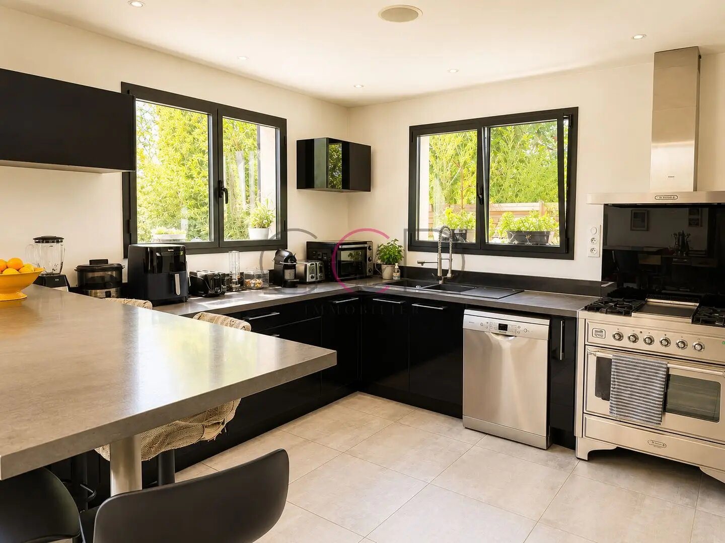 Maison à vendre, 220m², Ventabren