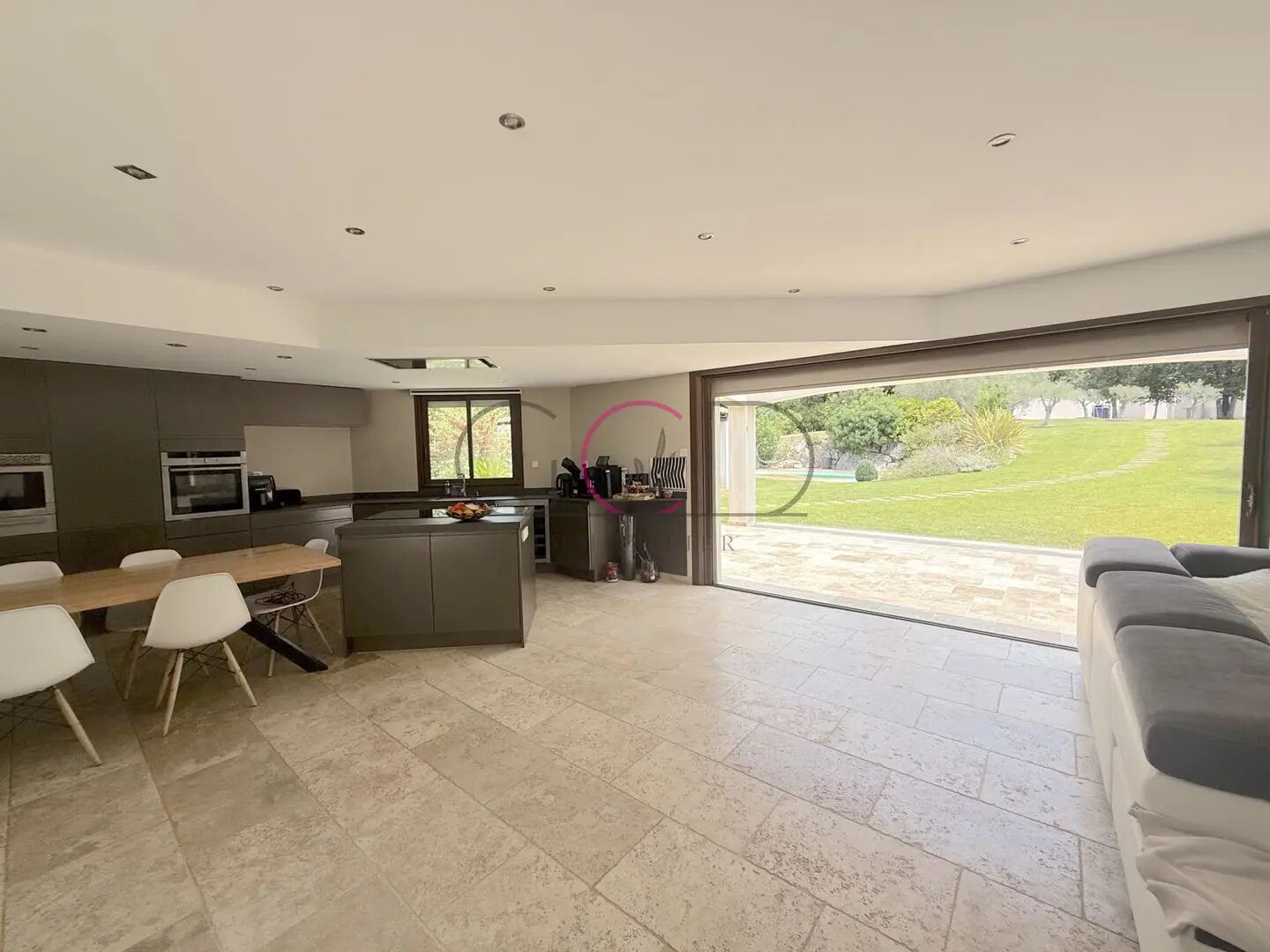 Maison à vendre, 170m², Saint-Maximin-la-Sainte-Baume
