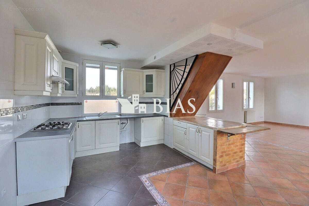 Appartement à vendre, 104m², Lisieux
