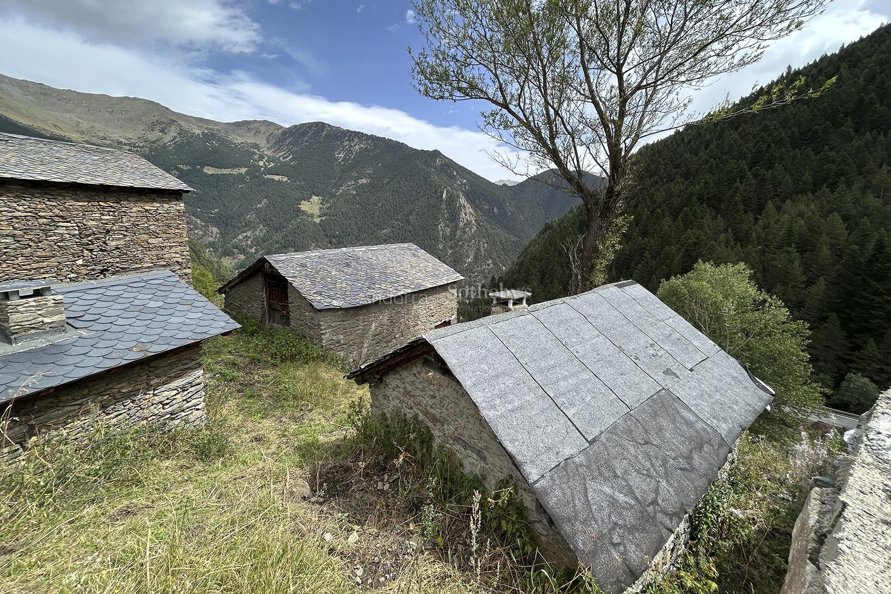 Land for sale in Arinsal, La Massana · 3 of 3