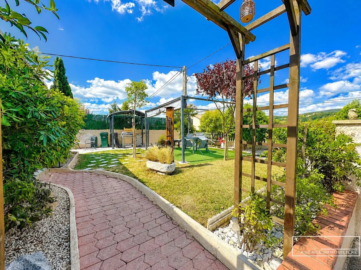 Maison à vendre, 138m², Saint-Clair-du-Rhône
