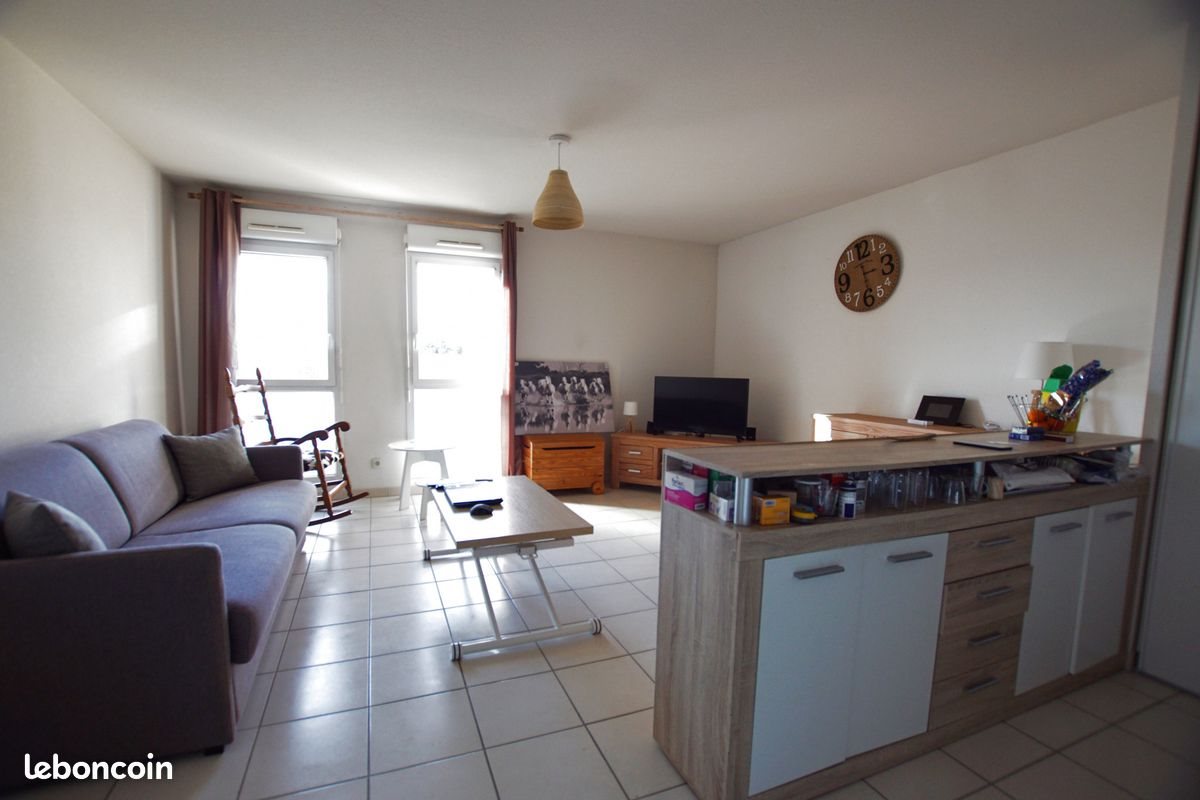 Appartement à louer, 34m², Générac
