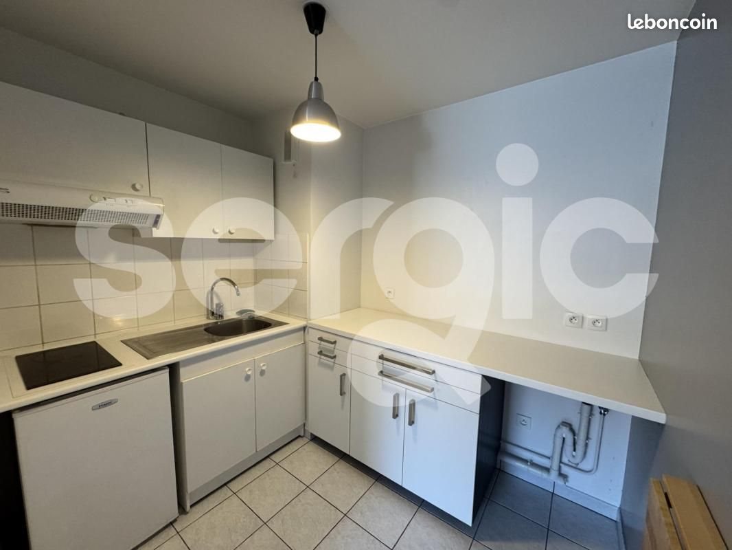 Appartement à louer, 47m², Lille