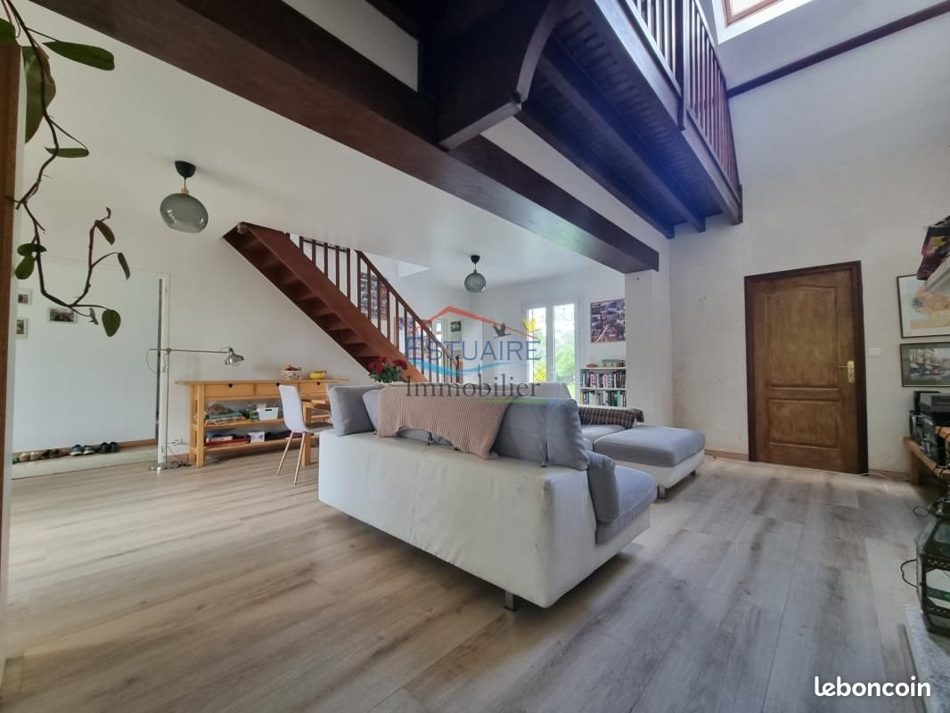 Maison à vendre, 170m², Saint-Etienne-de-Montluc