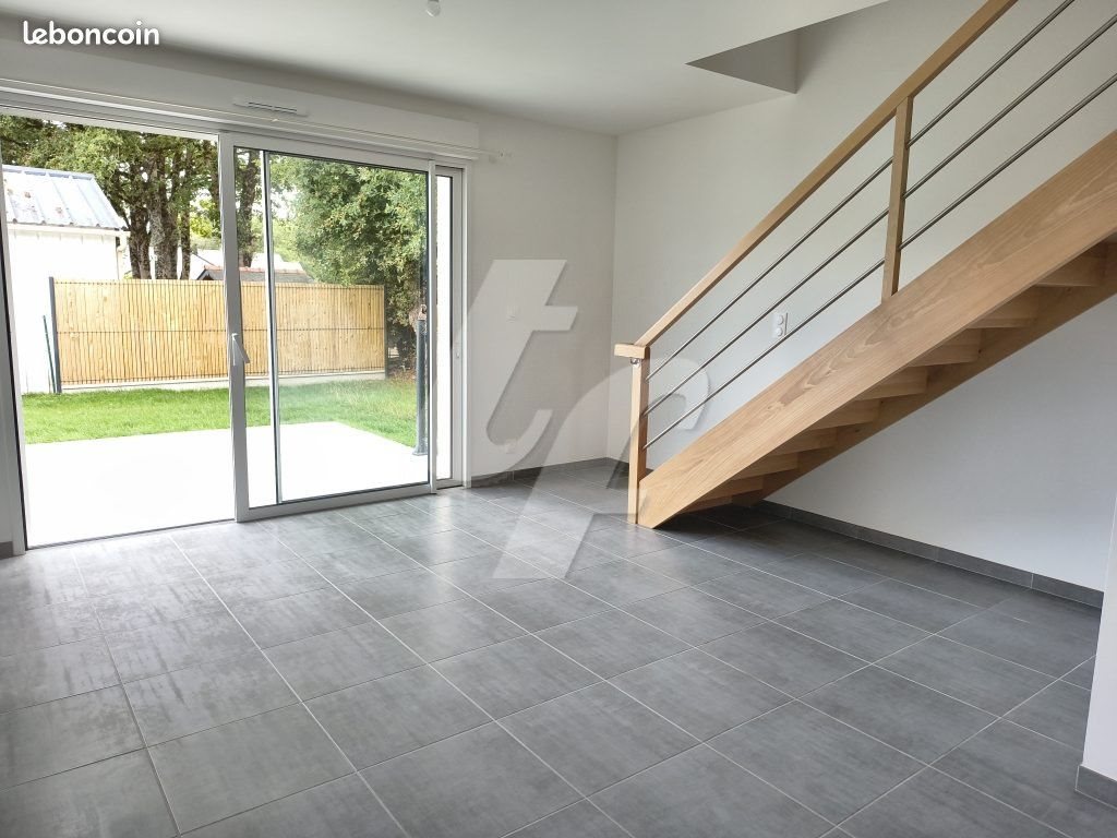 Maison à louer, 83m², Héric