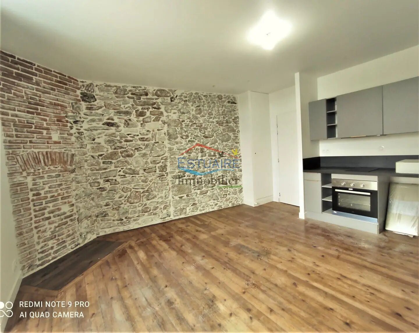 Appartement à louer, 25m², Saint-Étienne-de-Montluc
