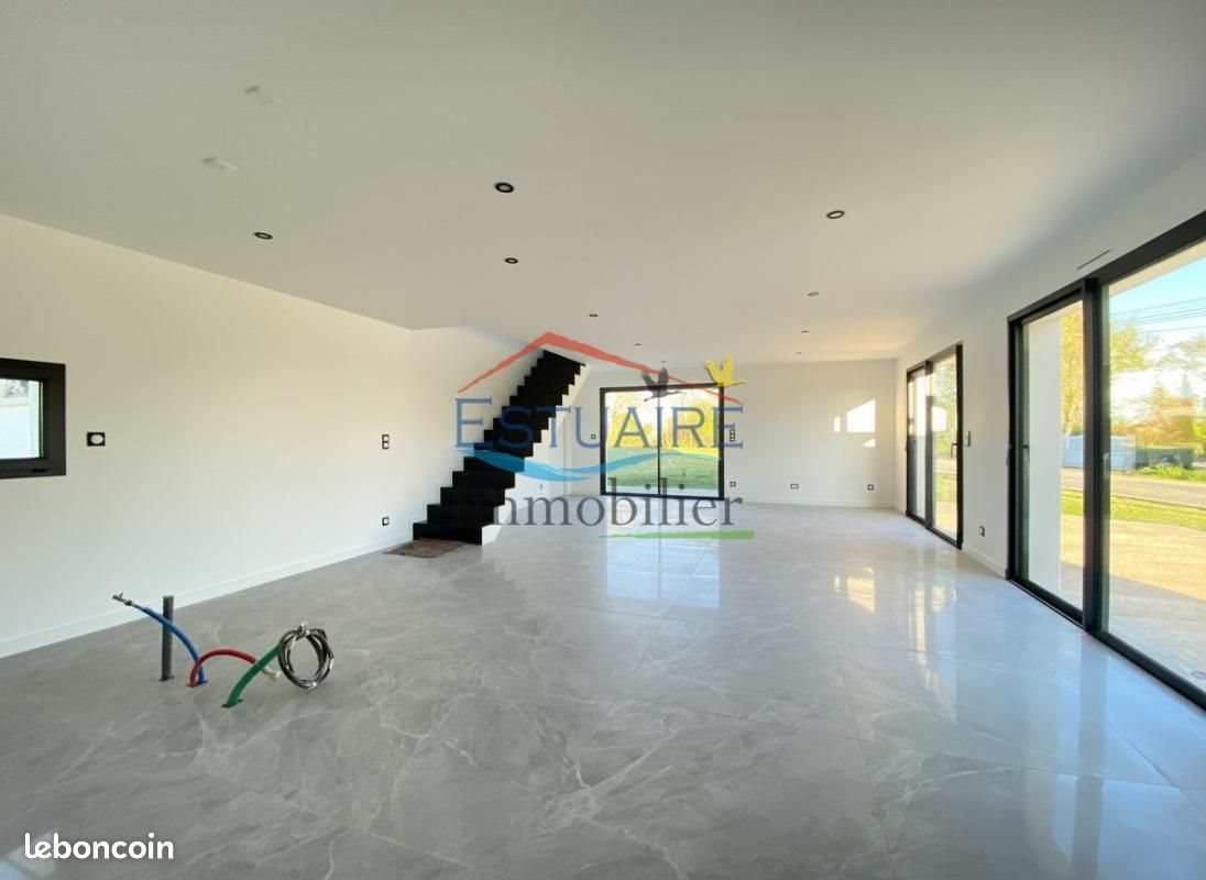 Maison à vendre, 146m², Malville