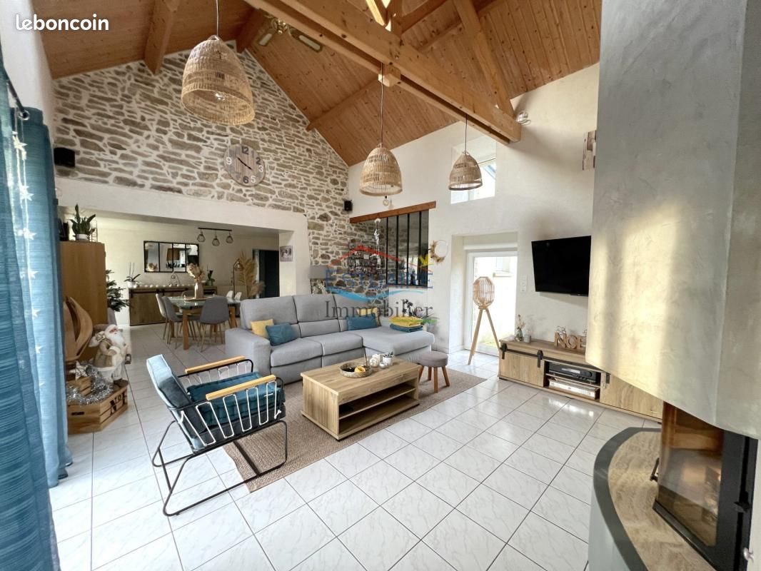 Maison à vendre, 160m², Le Temple-de-Bretagne