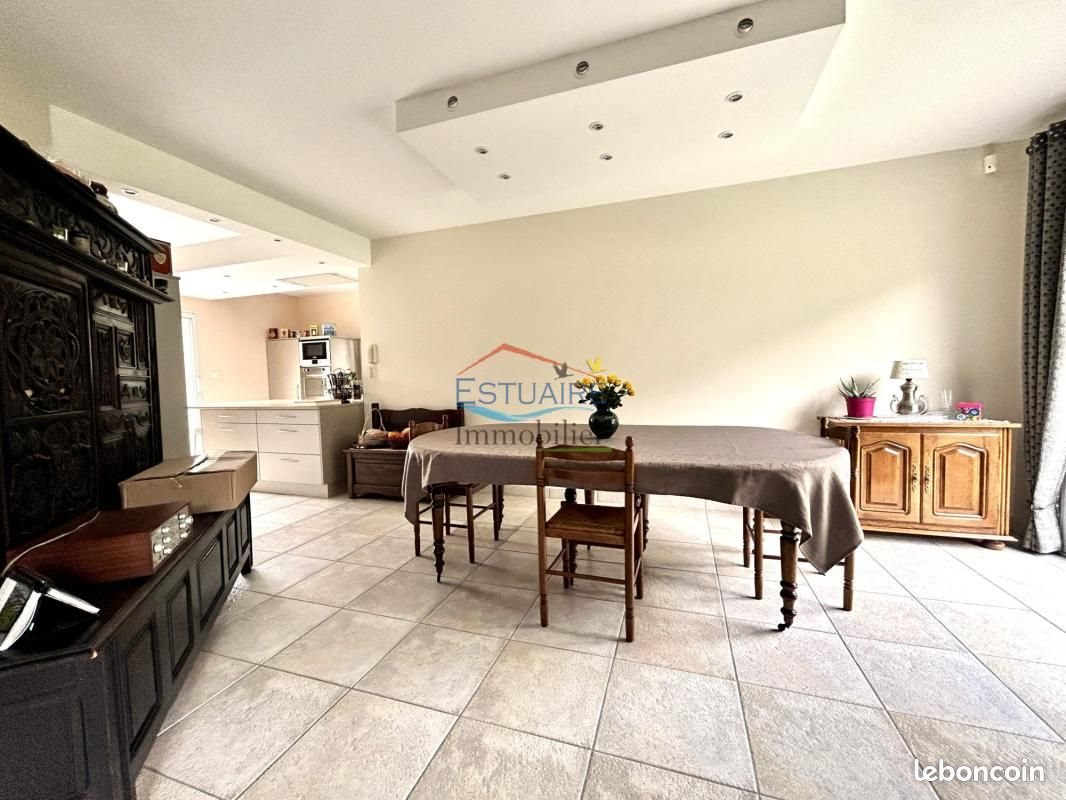 Maison à vendre, 161m², Blain