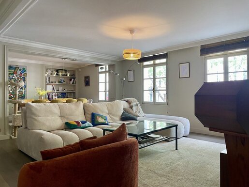 Appartement 8 pièces 294 m² · à Angoulême · 294 m² · 498 750 €