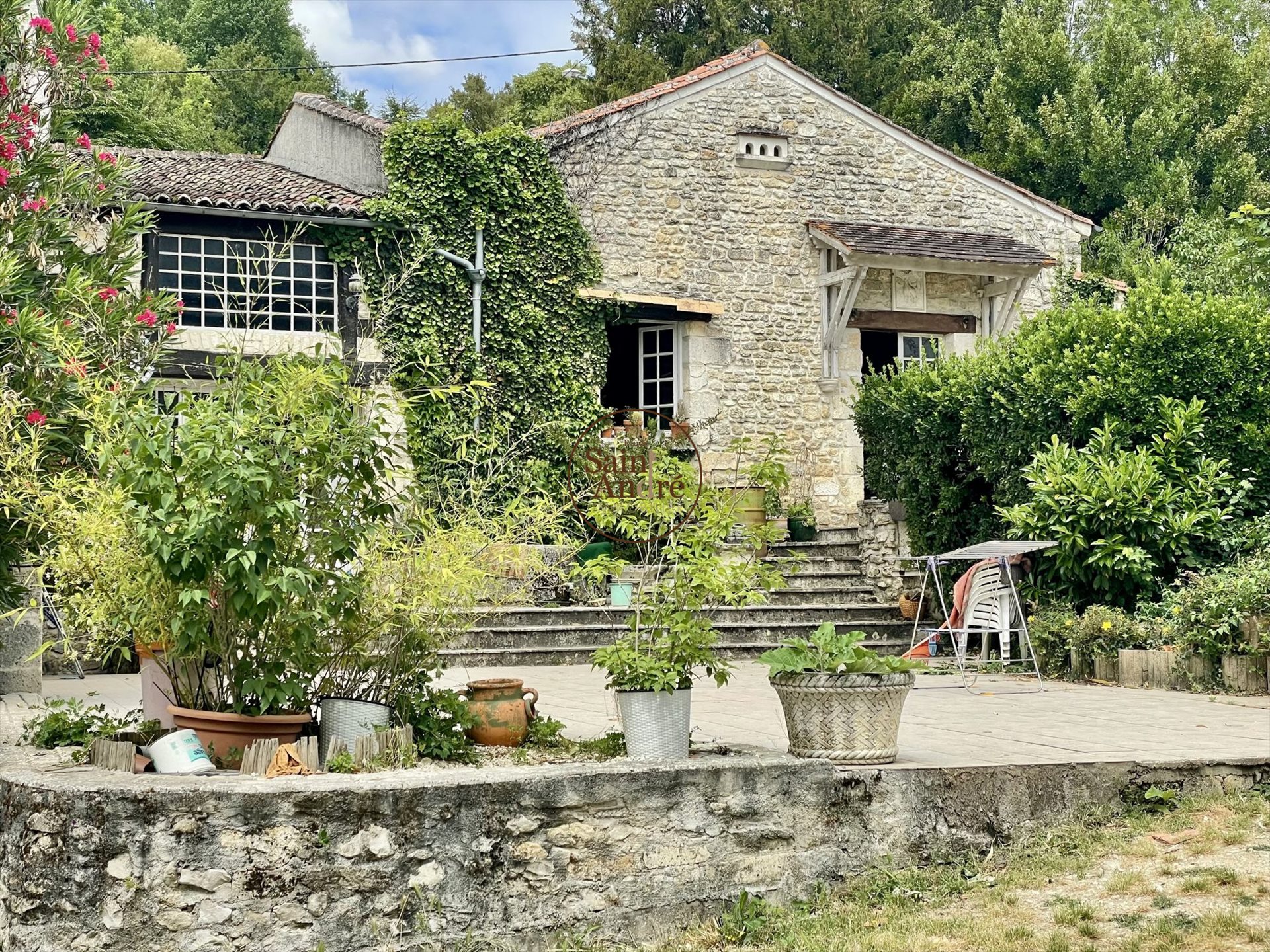 Maison à vendre, 616m², Magnac-sur-Touvre