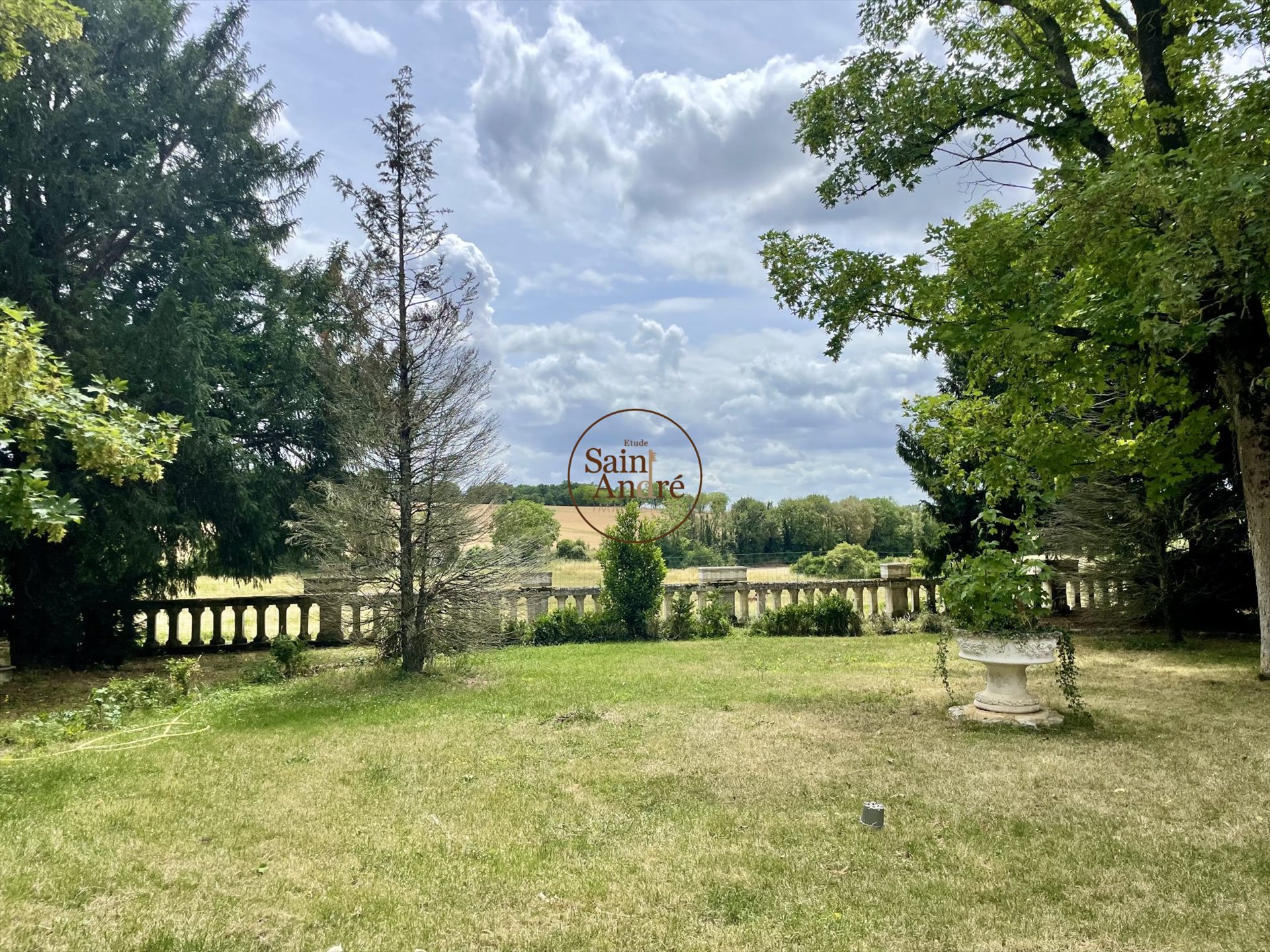 Maison à vendre, 616m², Magnac-sur-Touvre
