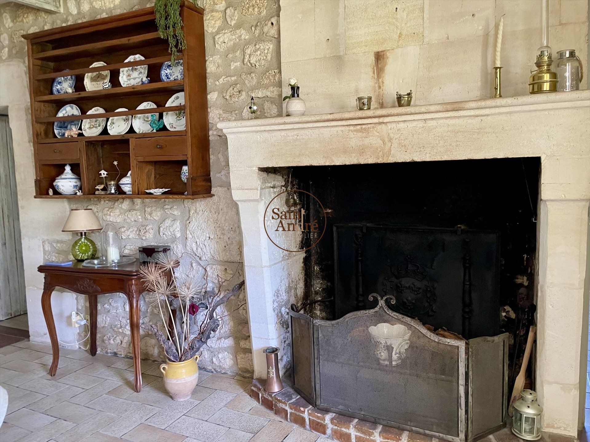 Maison à vendre, 220m², Roullet-Saint-Estèphe