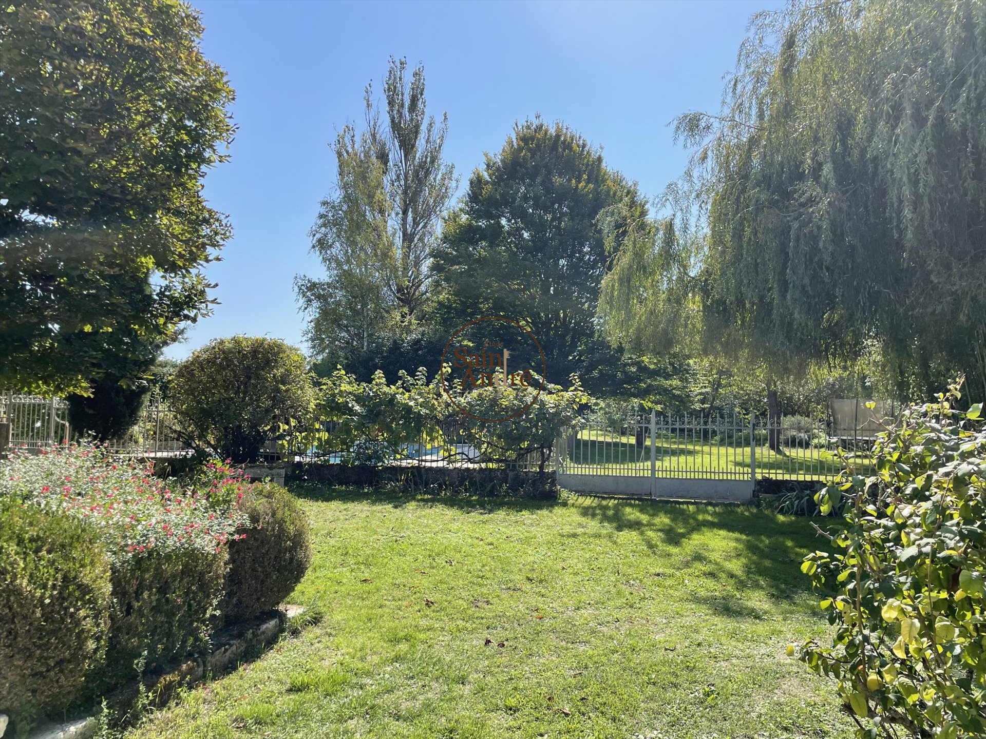Maison à vendre, 320m², Touvre