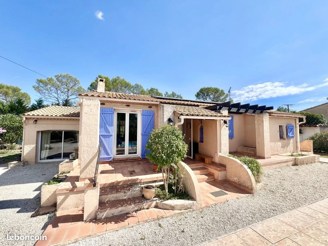 Maison à vendre, 120m², Rocbaron