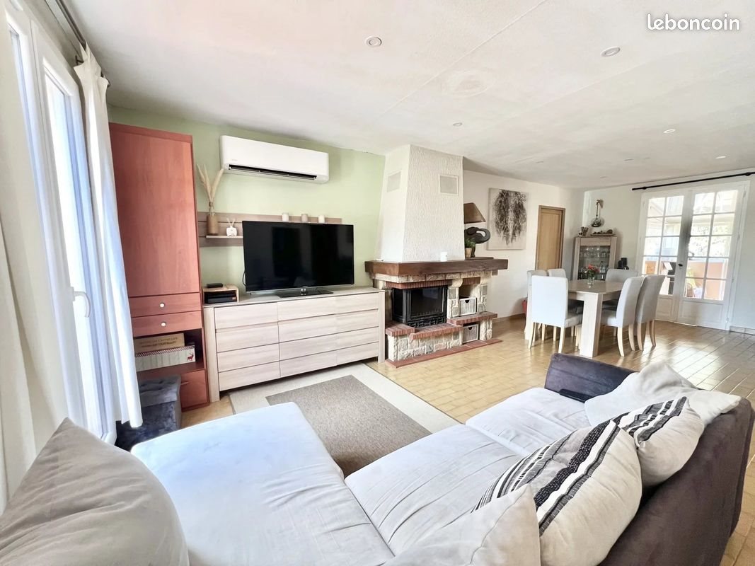 Maison à vendre, 120m², Rocbaron