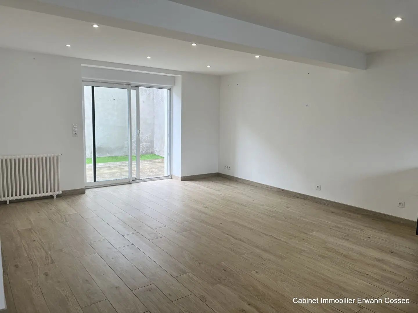 Maison à louer, 113m², Treffiagat