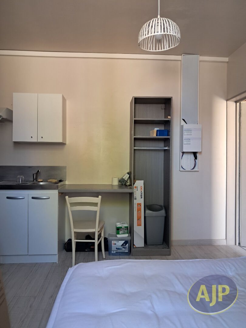 Appartement à louer, 14m², Archiac