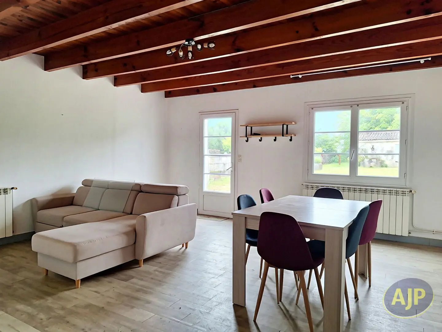 Maison à louer, 107m², Berneuil