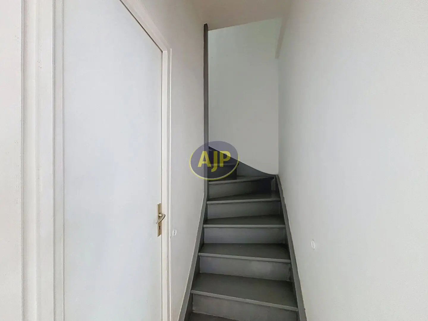 Appartement à louer, 49m², Rochefort