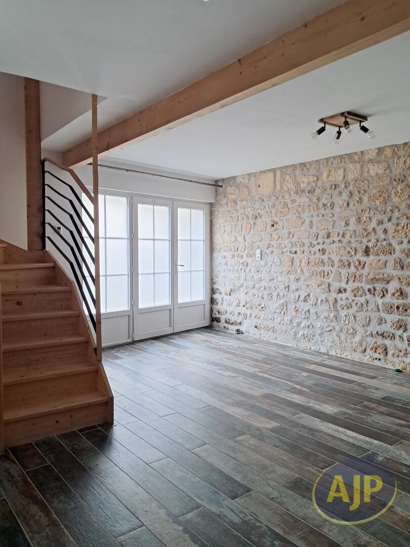 Maison à louer, 63m², Pons