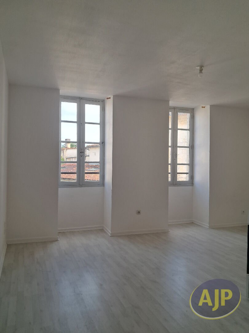 Appartement à louer, 31m², Jonzac
