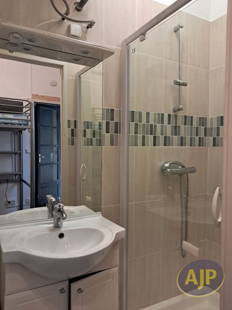 Appartement à louer, 11m², Pons