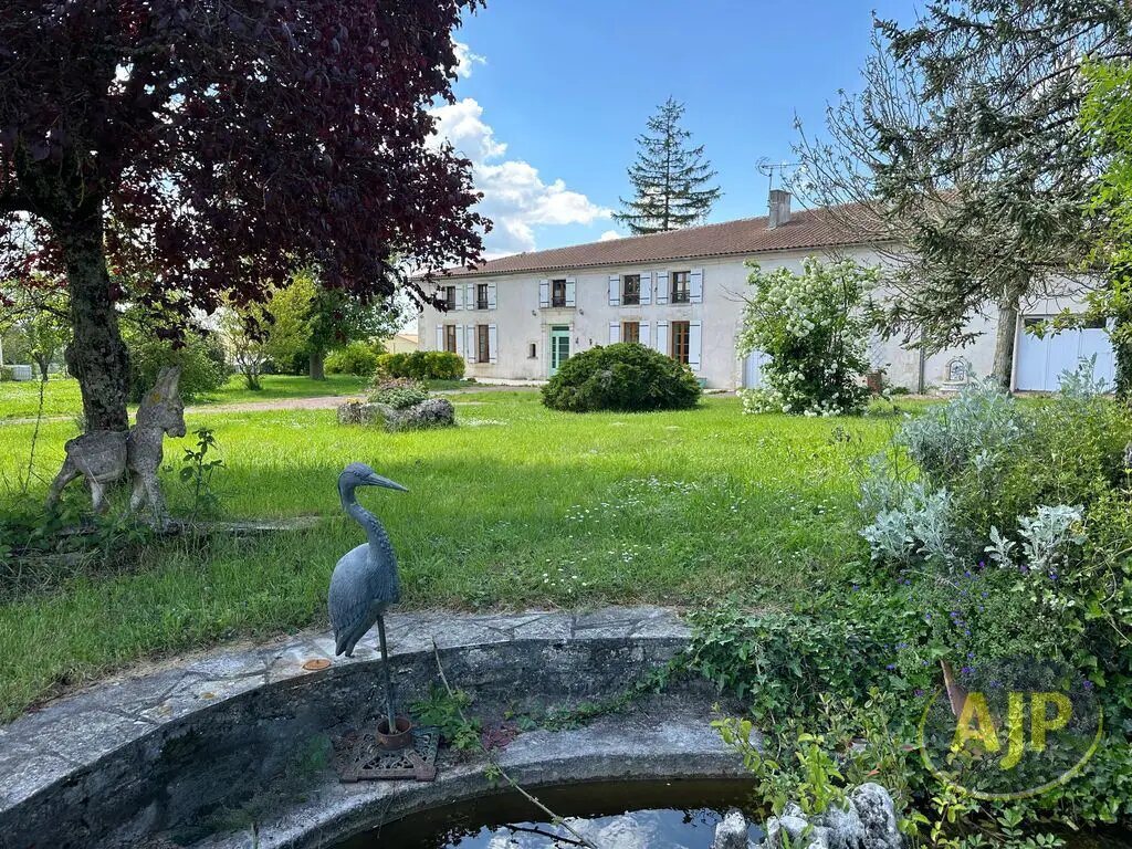 Maison à vendre, 176m², Jarnac-Champagne