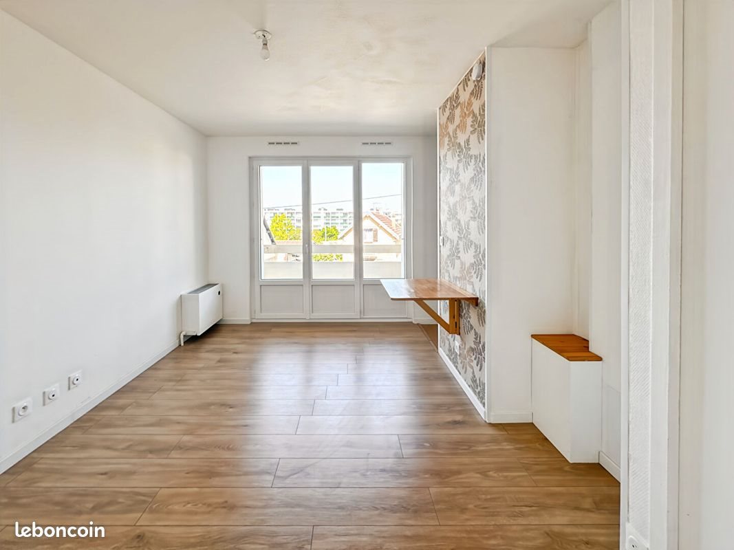 Appartement à louer, 17m², Evreux