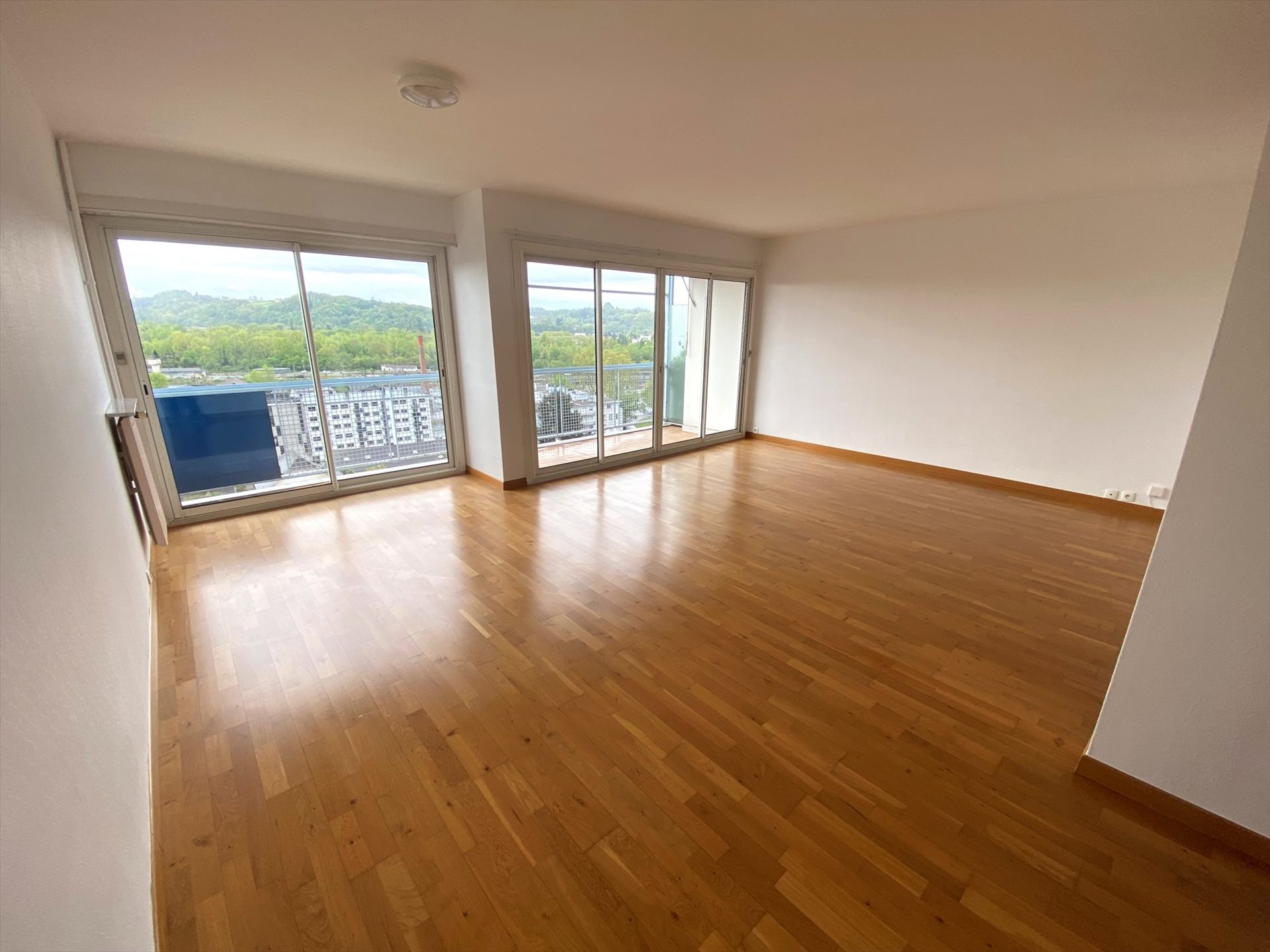 Appartement à louer, 89m², Pau