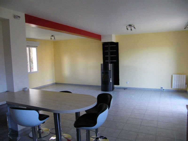 Maison à louer, 89m², Martinvast
