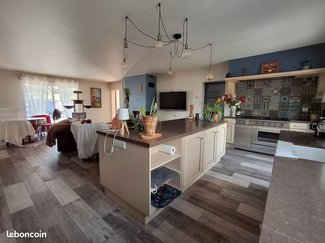 Maison à vendre, 217m², Signy-l'Abbaye